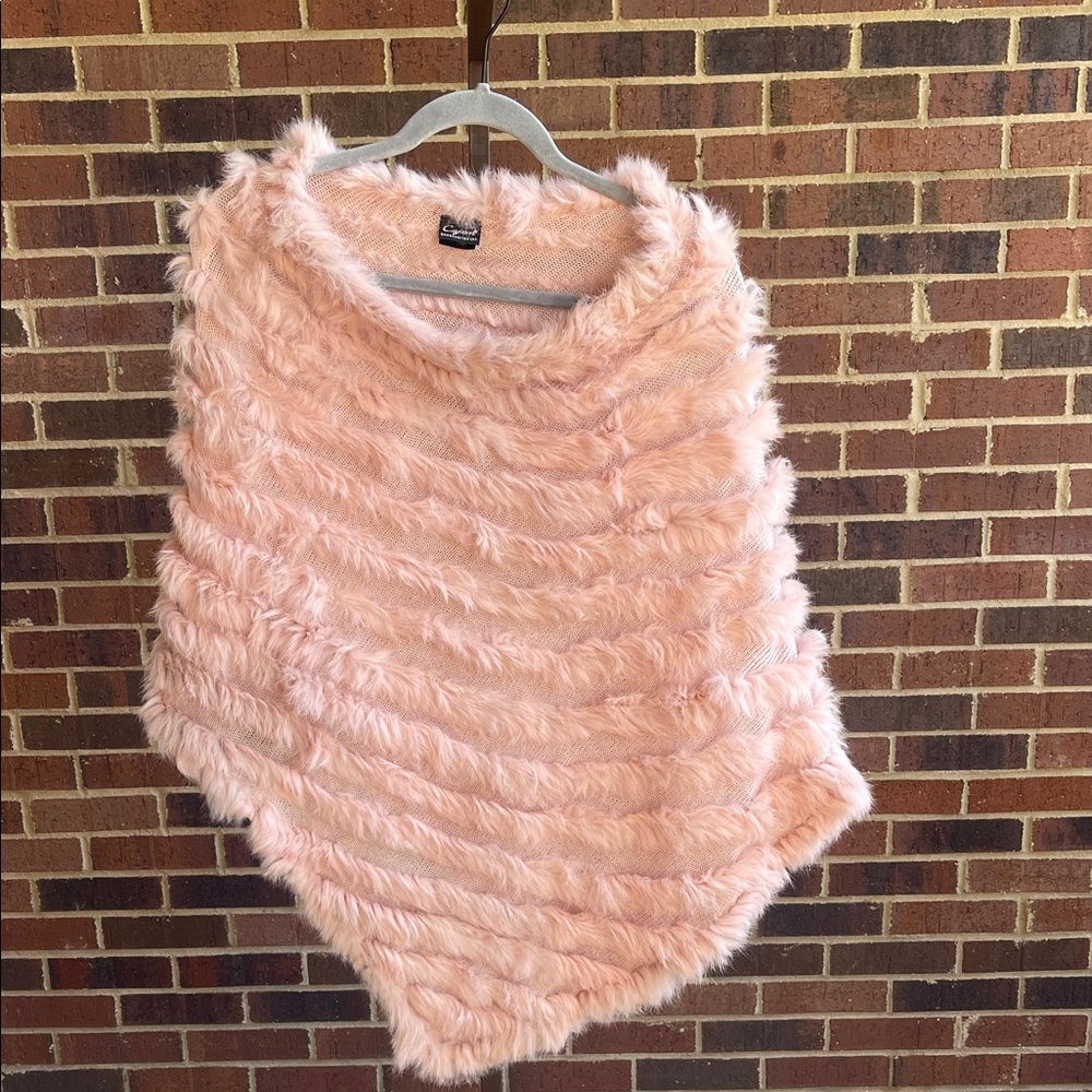 Cejon Blush Faux Fur Poncho